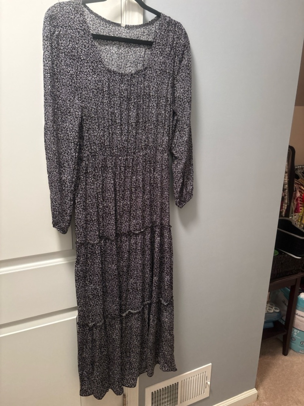 Women's Black White Ditsy Floral Midi Dress Tiered Long Sleeve Boho Size L